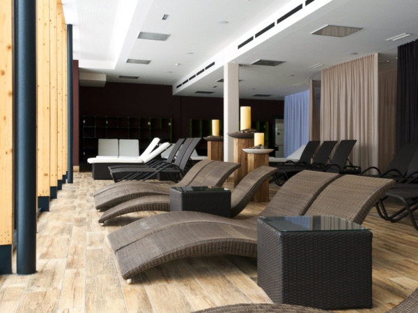 Chaise silueta fixa