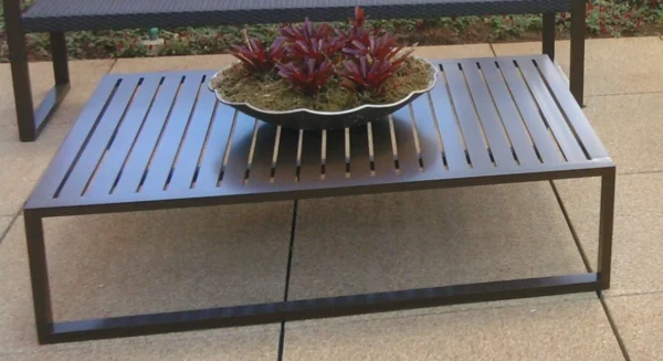 MESA DE CENTRO PARISO RIPADA