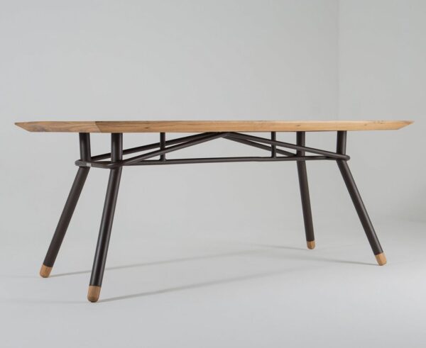 MESA EM MADEIRA E ALUMÍNIO CAPARAÓ